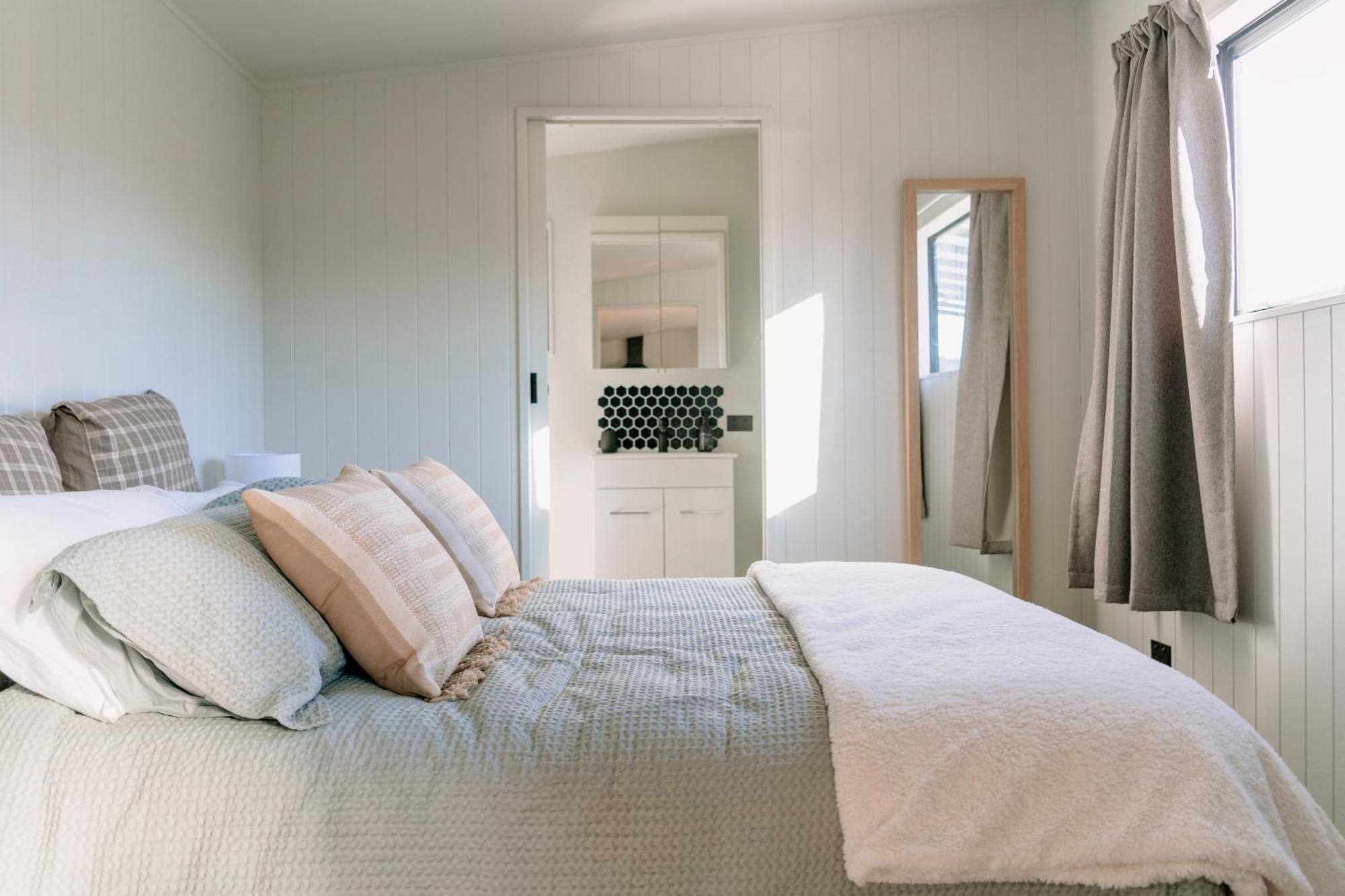 Mountain Cabin - Central, Cosy And Cute With Views Wanaka Exteriér fotografie